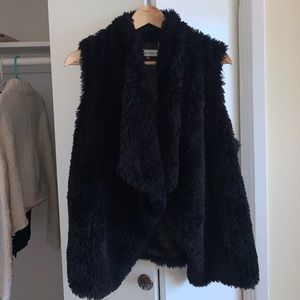 Calvin Klein faux fur vest, black